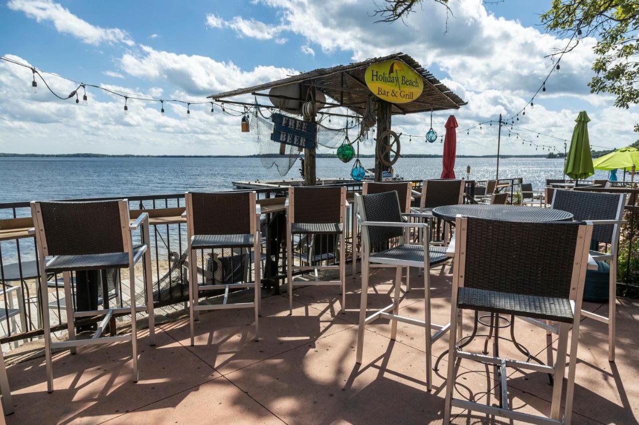 Holiday Inn Detroit Lakes By Ihg Exterior photo