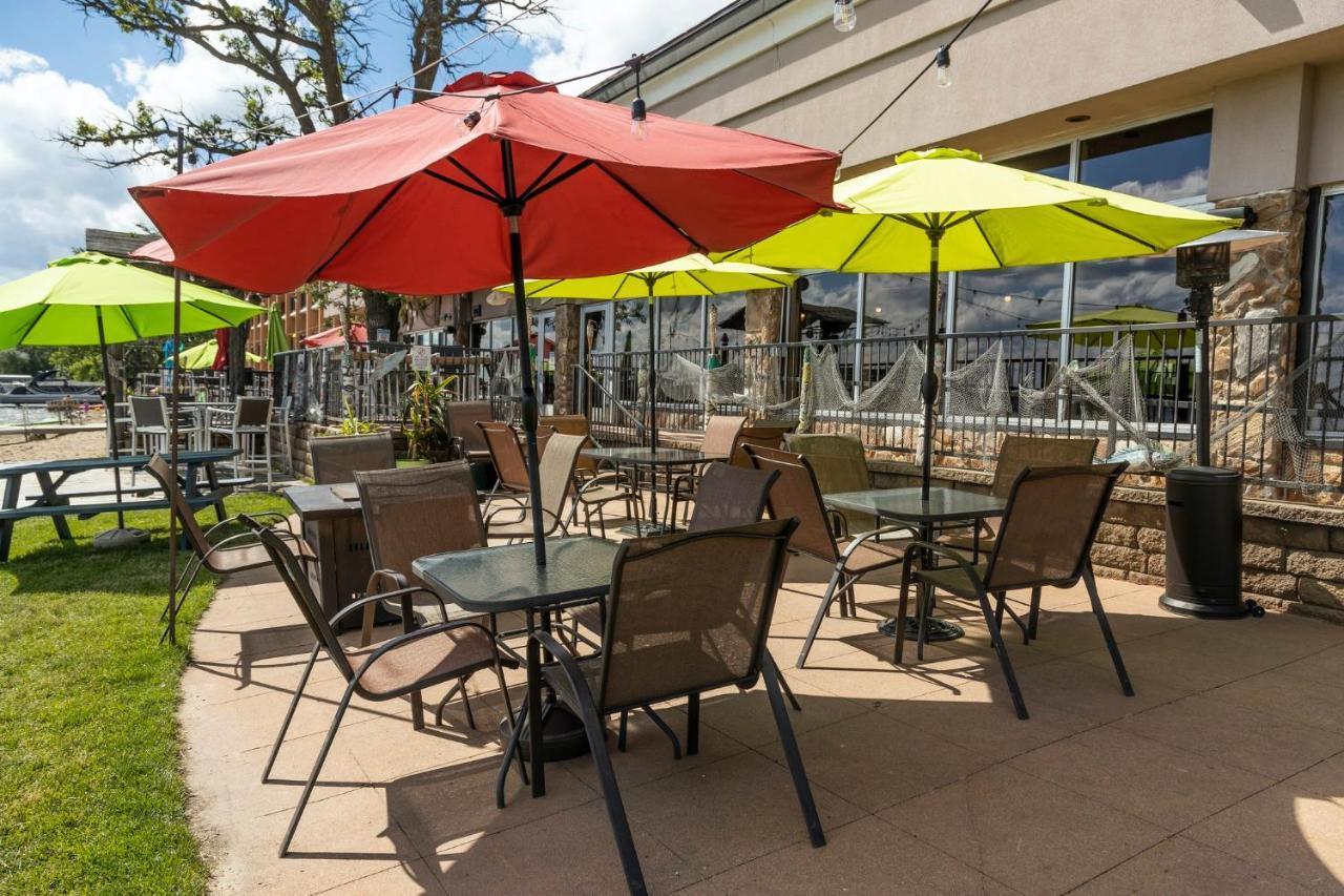 Holiday Inn Detroit Lakes By Ihg Exterior photo