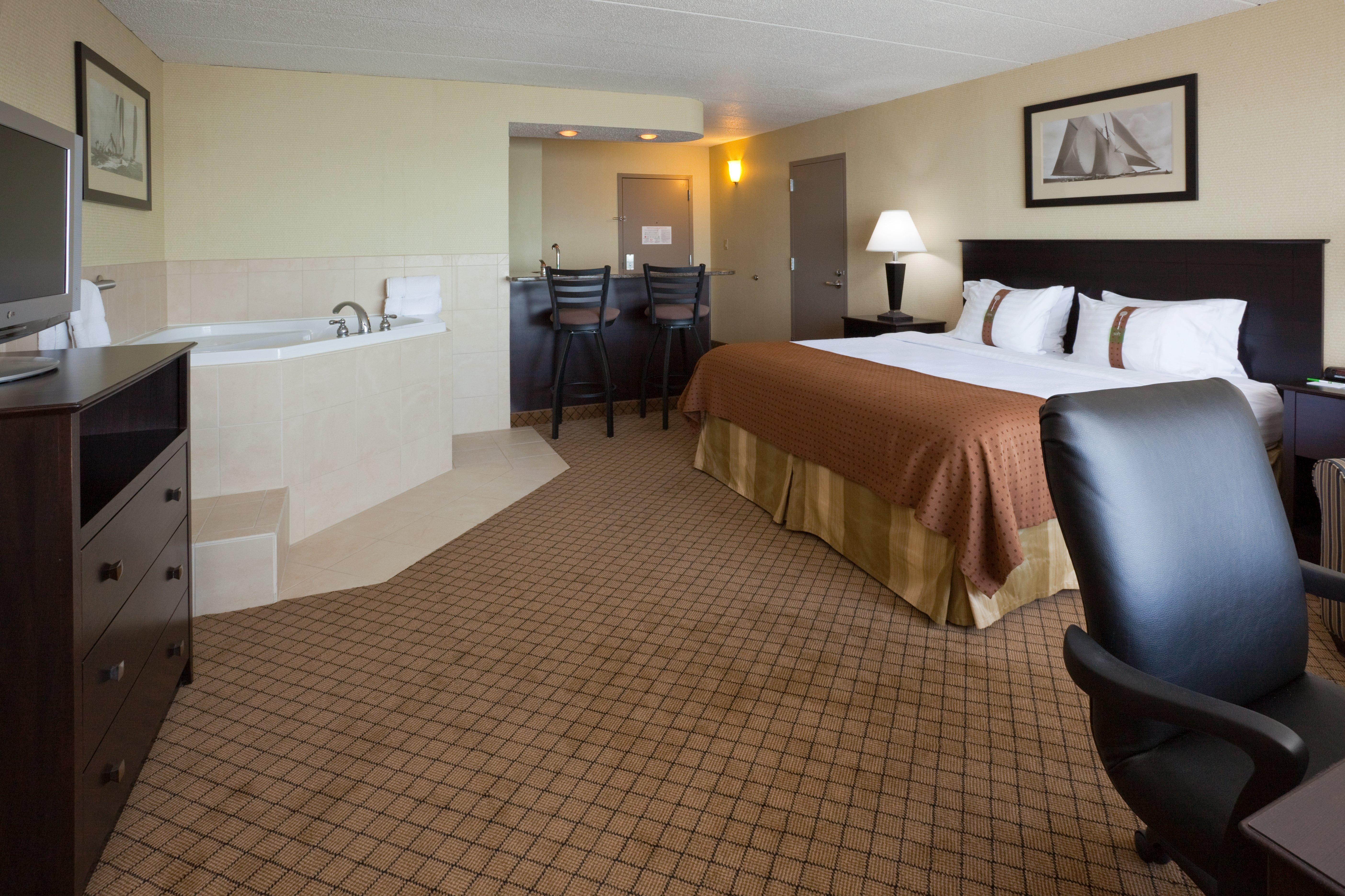 Holiday Inn Detroit Lakes By Ihg Exterior photo